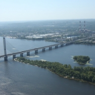 Сегодня в Киеве на Южном мосту ограничат движение Сегодня в Киеве на Южном мосту ограничат движение