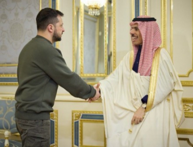 Україну вперше відвідав глава МЗС Саудівської Аравії, закликав урегулювати війну під егідою ООН Україну вперше відвідав глава МЗС Саудівської Аравії, закликав урегулювати війну під егідою ООН