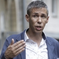 Алексей Панин устроил очередной пьяный дебош в гостинице Алексей Панин устроил очередной пьяный дебош в гостинице