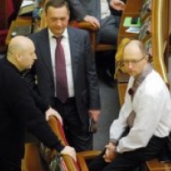 Опозиція подумає, як відреагувати на відібрані мандати Опозиція подумає, як відреагувати на відібрані мандати