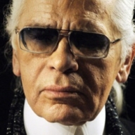 Суперзвезде мира моды - дизайнеру Карлу Лагерфельду исполнилось 80 лет Суперзвезде мира моды - дизайнеру Карлу Лагерфельду исполнилось 80 лет