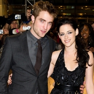 Роберт Паттинсон признался, что никогда не простит Кристен Стюарт Роберт Паттинсон признался, что никогда не простит Кристен Стюарт