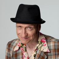 Умер барабанщик группы Гарика Сукачева Умер барабанщик группы Гарика Сукачева