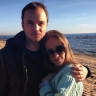 Алексей Чадов закрутил роман с женой футболиста Аршавина Алексей Чадов закрутил роман с женой футболиста Аршавина