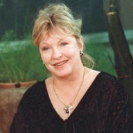 Марина Влади подала в суд на российский таблоид Марина Влади подала в суд на российский таблоид