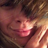 Вера Брежнева показала шикарное кольцо Вера Брежнева показала шикарное кольцо