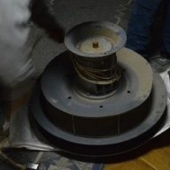 В Ивано-Франковске повторно захватили ОГА и устанавливают на крыше сирену В Ивано-Франковске повторно захватили ОГА и устанавливают на крыше сирену