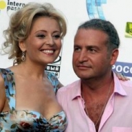 Умер концертный директор Анжелики Варум и Леонида Агутина Умер концертный директор Анжелики Варум и Леонида Агутина