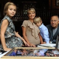 Врачи: Маша Кончаловская сможет прийти в себя осенью Врачи: Маша Кончаловская сможет прийти в себя осенью