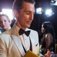 Мэттью МакКонахи стал человеком года, а Сандра Балок выиграла в номинации Мэттью МакКонахи стал человеком года, а Сандра Балок выиграла в номинации