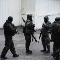 При попытке бегства в Крым задержаны украинцы, штурмовавшие в/ч в Мариуполе - ГПСУ При попытке бегства в Крым задержаны украинцы, штурмовавшие в/ч в Мариуполе - ГПСУ