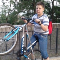 В Мариуполе врачи борются за жизнь 13-летнего велосипедиста, пострадавшего в ДТП В Мариуполе врачи борются за жизнь 13-летнего велосипедиста, пострадавшего в ДТП