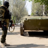 РФ продолжает перебрасывать оружие и боевиков в Украину – СНБО РФ продолжает перебрасывать оружие и боевиков в Украину – СНБО