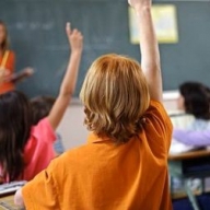 В Донецкой области террористами повреждено около 90 школ В Донецкой области террористами повреждено около 90 школ