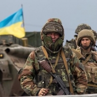 Дети взялись помогать украинским военным Дети взялись помогать украинским военным