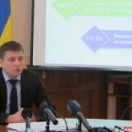 Житомирський губернатор хоче взяти собі радником з економічних реформ людину, яка за рік заробила 7,25 тис.грн. Житомирський губернатор хоче взяти собі радником з економічних реформ людину, яка за рік заробила 7,25 тис.грн.