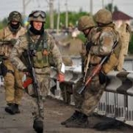 Вчера в Мариуполе проводились тренировочные стрельбы Вчера в Мариуполе проводились тренировочные стрельбы