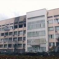 Здание сгоревшего Мариупольского горсовета нуждается в охране Здание сгоревшего Мариупольского горсовета нуждается в охране