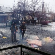 Боевики целенаправленно уничтожают жилые кварталы Дебальцево, возможны жертвы – советник главы МВД Боевики целенаправленно уничтожают жилые кварталы Дебальцево, возможны жертвы – советник главы МВД