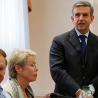 Остановит ли войну новая встреча в Минске: мнения экспертов Остановит ли войну новая встреча в Минске: мнения экспертов