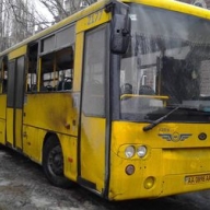 Подробности артобстрела киевских автобусов в Дебальцево Подробности артобстрела киевских автобусов в Дебальцево