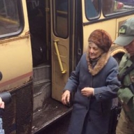 С боевиками договорились о гуманитарных коридорах и вывозе тел из Углегорска С боевиками договорились о гуманитарных коридорах и вывозе тел из Углегорска