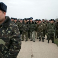 Израиль передал лекарства для раненых бойцов Израиль передал лекарства для раненых бойцов