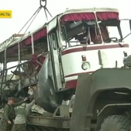 Трое пассажиров автобуса, который подорвался на мине, остаются в тяжелом состоянии Трое пассажиров автобуса, который подорвался на мине, остаются в тяжелом состоянии