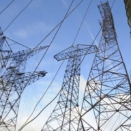 В Мариуполе штормовой ветер обесточил более сотни подстанций В Мариуполе штормовой ветер обесточил более сотни подстанций