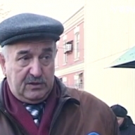 Сотрудники харьковского авиационного завода устроили пикет своего предприятия Сотрудники харьковского авиационного завода устроили пикет своего предприятия