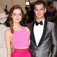 Актеры Эмма Стоун и Эндрю Гарфилд взяли перерыв в отношениях Актеры Эмма Стоун и Эндрю Гарфилд взяли перерыв в отношениях