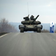 В Донбассе обострилась ситуация, боевики стреляют из В Донбассе обострилась ситуация, боевики стреляют из