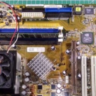 Украину наводнили контрабандные процессоры и жесткие диски - эксперты Украину наводнили контрабандные процессоры и жесткие диски - эксперты