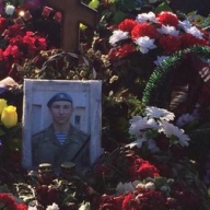 Мать погибшего на Донбассе российского спецназовца: Мать погибшего на Донбассе российского спецназовца: