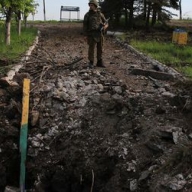 Ночь на Донбассе прошла напряженно: боевики пустили в ход запрещенное оружие Ночь на Донбассе прошла напряженно: боевики пустили в ход запрещенное оружие