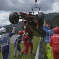 Ужасная авария Алонсо и Райкконена на Гран-при Австрии Ужасная авария Алонсо и Райкконена на Гран-при Австрии