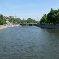В реке Харькова нашли тело мужчины с ножом в сердце и привязанным к ногам камнем В реке Харькова нашли тело мужчины с ножом в сердце и привязанным к ногам камнем