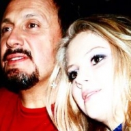 Падчерица Стаса Михайлова похвасталась фигурой в ярком бикини Падчерица Стаса Михайлова похвасталась фигурой в ярком бикини