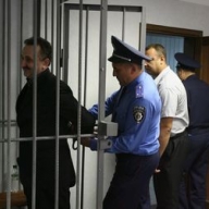 VIP-узники: Мельник - на свободен, Зварич - на тюремной пилораме, а Завадский - в СИЗО VIP-узники: Мельник - на свободен, Зварич - на тюремной пилораме, а Завадский - в СИЗО