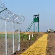 На границе Сумской области активно роют траншеи На границе Сумской области активно роют траншеи