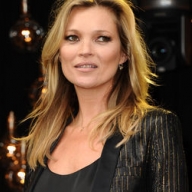 Дочь Кейт Мосс стыдится своей звездной мамы Дочь Кейт Мосс стыдится своей звездной мамы