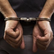 В Кривом Роге грабитель отправил пенсионерку в кому В Кривом Роге грабитель отправил пенсионерку в кому