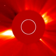 Опубликовано фото НЛО, заправляющегося от Солнца Опубликовано фото НЛО, заправляющегося от Солнца