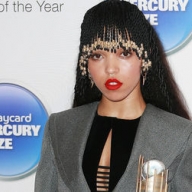 Невеста Роберта Паттинсона заявила, что никогда не смотрела фильм Невеста Роберта Паттинсона заявила, что никогда не смотрела фильм