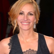 Джулия Робертс не может выходить на съемочную площадку без мужа Джулия Робертс не может выходить на съемочную площадку без мужа