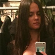 Участница группы Участница группы