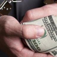 Запорожский депутат погорел на взятке Запорожский депутат погорел на взятке