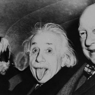 Скрипач, почти президент и просто юморист: что подарил миру Эйнштейн Скрипач, почти президент и просто юморист: что подарил миру Эйнштейн