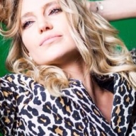 Глюкоза призналась, что влюбилась в сына Бондарчука Глюкоза призналась, что влюбилась в сына Бондарчука