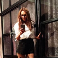 Алена Водонаева выставила напоказ свою аппетитную грудь Алена Водонаева выставила напоказ свою аппетитную грудь